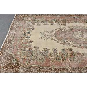 Alfombra turca vintage de 5,8x9,6 pies, patrón de retazos de lana de tejido plano marrón beige para decoración para sala de estar o respaldo de látex para pasillo - Product Image 4