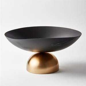 Bol de luxe RegalAura Design Impérial Majesty Bol de service en émail à la feuille d'or royal fabriqué à la main Symbole du luxe et de la grâce intemporels - Product Image 5