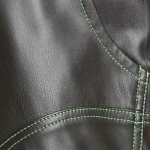 Short en cuir pour hommes à la mode avec fermeture à glissière et ceinture réglable Short en cuir pour hommes classiques - Product Image 4