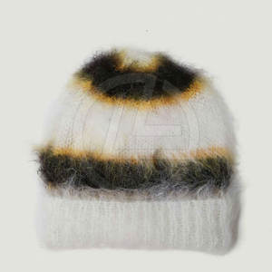 Bonnet en mohair en laine 100% avec texture élégante en peluche tricotée légère, respirante, imperméable et moelleuse, style décontracté - Product Image 2