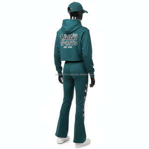 ชุดวอร์มผู้หญิง ผ้าฟลีซ ผสมผ้าฝ้ายและโพลีเอสเตอร์ 320 กรัม สีเขียวอมฟ้า พร้อมแถบข้างพิมพ์ลาย โลโก้แบบรีดร้อน ชุดวอร์ม ไซส์พลัส - Product Image 5