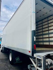 2020 usati HI NO 268 6.7L DIESEL 230HP BOX truck cambio automatico - Product Image 3