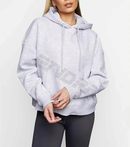 Ensemble de survêtement pour femme en coton biologique avec un design de sweat-shirt doux pour l'entraînement décontracté, les jeux de rue et les vêtements actifs quotidiens - Product Image 5