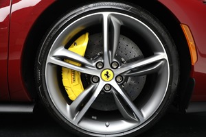 Meilleure Qualité UTILISÉE LHD RHD 2025 FER RARI 296 GTS CONVERTIBLE - Product Image 2