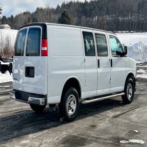Chevrolet Express 2500 2024 d'occasion en excellent état - Product Image 2