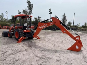 Retroexcavadora Usada Kubota M62 de 62HP con Cargador Frontal, Poco Uso, 62 Horas, Excelente Estado de Motor y Caja de Cambios - Product Image 2