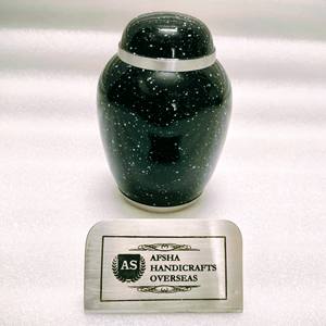 Nouveau style en laiton/métal noir antique pour la crémation des animaux de compagnie, pour le stockage des cendres funéraires - Product Image 1