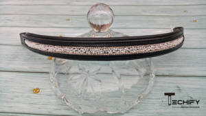 Tocado de caballo de cuero ajustable con ajuste de cuentas y patrones decorativos Ideal para eventos de equitación profesionales e informales - Product Image 2