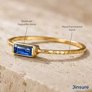 Anello da Donna Geometrico con Taglio a Gradino Rettangolare e Incastonatura a Castone, Gioiello di Moda per Ogni Giorno - Product Image 2