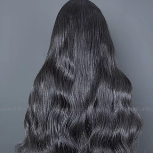 Extensión de cabello humano crudo vietnamita Peluca con malla frontal ondulada suelta Color natural 300g 100% Peluca de cabello humano vietnamita - Product Image 1