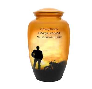 Urna de cremación al atardecer para motocicleta, urna de Metal hecha a mano, opción de grabado personalizado conmemorativo para motorista, opción de corona de tributo - Product Image 1