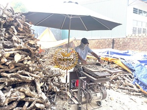 MEJOR PRECIO NATURALEZA VIETNAMITA CAFÉ MADERA PERRO MASTICAR FABRICANTE OEM LOGO PERSONALIZAR BOLSA PA EMBALAJE VIETNAM ORIGEN - Product Image 3