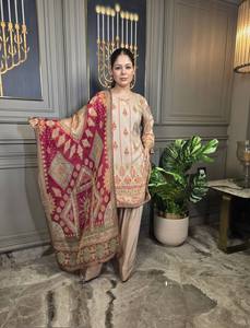Vestido de fiesta de Bollywood para todas las estaciones sin arrugas Lehenga Choli paquistaní indio para bodas y ocasiones especiales - Product Image 3