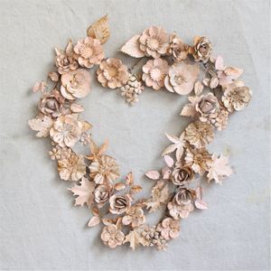 Rustic Metal Floral <b>Wreath</b> Wall <b>Decor</b> Antique Iron Flower Hanging Ornament Wholesale Home <b>Decorative</b> Metal Art Wall <b>Wreath</b> - Product Image 5