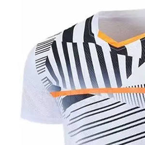 Uniformes de voleibol personalizados para hombres/mujeres, ligeros, que absorben la humedad, Conjunto de jersey y pantalones cortos directo de fábrica - Product Image 4