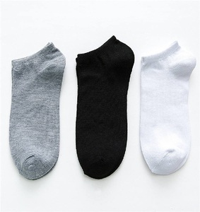 Gran oferta Unisex Color sólido tubo corto calcetines transpirables ropa No Show hombres tripulación tobillo Casual Nylon conjunto de diferentes colores - Product Image 3
