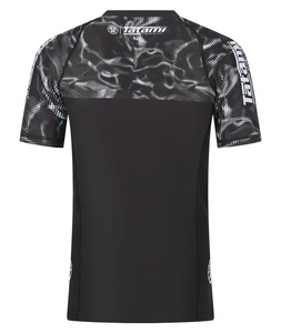 Camiseta Deportiva Negra para Hombre, Diseño Blanco, Impresión por Transferencia de Calor, Transpirable, Absorbe la Humedad, Protección UPF50, 100% Poliéster, Manga Corta - Product Image 3