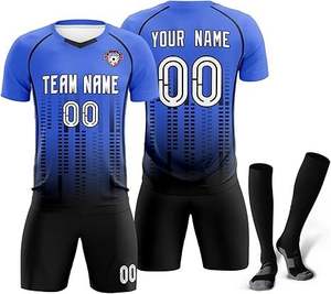 Uniforme de football personnalisable ensemble de chemises et de shorts en maille confortables avec quantité minimale de commande bas et haute qualité - Product Image 5