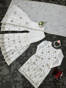 Nuevo Diseño Moderno de Salwar Kameez Sharara Palazzo con Georgette y Microtrabajo de Hilo y Lentejuelas, de Secado Rápido, para Vestimenta Modesta - Product Image 6