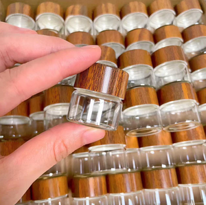 Pot de rangement moderne en verre mini, écologique et léger pour animaux de compagnie, réutilisable, en bois, pour cheveux, dents, poils, souvenirs - Product Image 2