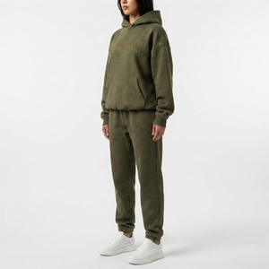 Ensemble de survêtement en molleton vert olive pour femme, sweat-shirt à capuche et pantalon de jogging, broderie ton sur ton, vêtements décontractés, vêtements de sport - Product Image 1