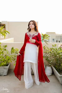 Kurta en tissu tie-dye uni orné à la main avec shalwar farshiwali et dupatta, vêtements indiens et pakistanais - Product Image 2