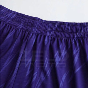 Uniforme de baloncesto de secado rápido Último diseño Conjuntos de camisetas de baloncesto Uniforme de baloncesto usable de doble cara para hombres - Product Image 6