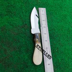 Vente chaude Personnalisé J2 Couteau De Chasse En Acier À La Main Lame Fixe Skinner Couteau Avec 3mm D'épaisseur Pakka Bois et Manche En Os - Product Image 6