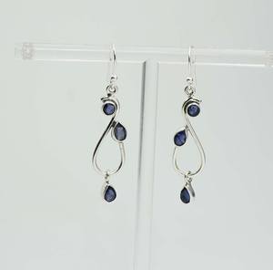 925 Plata de ley sólida septiembre mes piedra natal zafiro con ajuste de bisel pendiente de gancho en forma de pera - Product Image 4