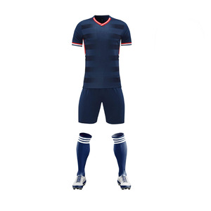 Uniforme de Fútbol Profesional Completo, Personalizado con Impresión por Transferencia de Calor, Transpirable, Jersey, Pantalones Cortos y Calcetines de Alta Calidad de Secado Rápido - Product Image 3