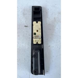 แผงปุ่มด้านหน้าซ้าย ISUZU D-MAX ซีรีส์ (12>) รุ่น 514633 - Product Image 3