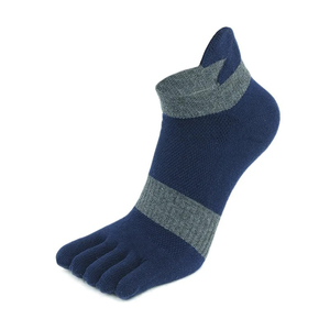 Chaussettes de luxe personnalisées en élasthanne/nylon/coton pour les sports de yoga-antibactériennes respirantes à séchage rapide antidérapantes saison de printemps - Product Image 1