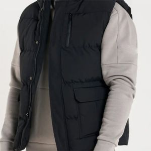 Gilet noir Capuche lourde avec rabat tempête et plusieurs poches pour une chaleur corporelle et un style ultimes - Product Image 6