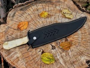 Cuchillo Bowie de Acero de Damasco Hecho a Mano, con Mango de Hueso y Funda de Cuero, para Caza y Camping, Personalizable OEM - Product Image 5