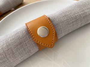 Madera de mango con un diseño de rayas coloridas estos llamativos servilleteros corte láser estándar servilletero Plantilla de cuernos de Reno - Product Image 6