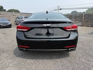 Precio bajo Hyundai Genesis 3 2015. Auto usado de 8 L en venta - Product Image 5
