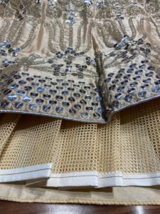 Lehenga คอลเลกชันที่สวยงามและได้รับความนิยมมากที่สุดด้วยการปักที่สวยงามเขียนโค้ดและงานปักเลื่อมหนัก - Product Image 2