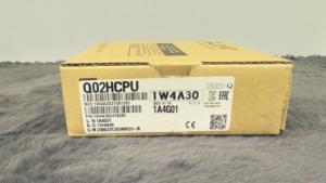 L'original Q02HCPU Mitsubishi MELSEC-Q haute performance CPU disponible matériau à forte demande - Product Image 3