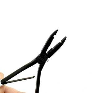 Pince d'extension de cheveux à la kératine incurvée en acier inoxydable avec poignée en silicone Logo personnalisé Outils d'extension de cheveux multifonctionnels noirs - Product Image 6