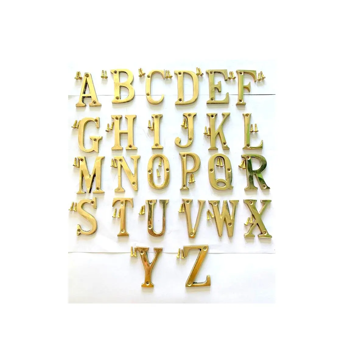 Alfabeti inglesi da 50 mm in ottone massiccio fatti a mano ad alta richiesta per giochi al coperto per bambini dall'esportatore indiano