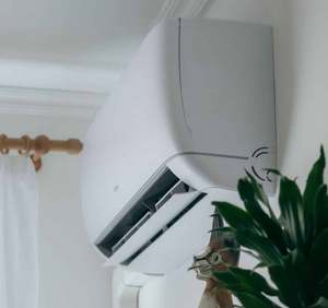 Climatiseur mural portable haut de gamme à alimentation CC mobile pour usage domestique, hôtelier et familial - Product Image 6