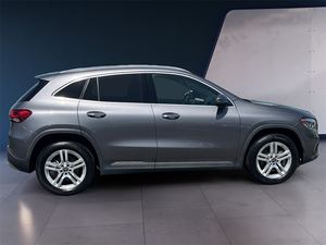 รถยนต์มือสองสภาพดี ปี 2021 รุ่น G-LE 4MATIC SUV เกียร์ 8 สปีด 221 แรงม้า เครื่องยนต์ 2 ลิตร ระบบขับเคลื่อน 14 ล้อ - Product Image 6