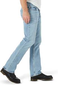 Jeans Clásicos de Corte Bootcut de Fabricantes de Ropa de Bangladesh - Ajuste Regular Legendario, Lavado Union Fade, Ropa Casual Duradera - Product Image 2