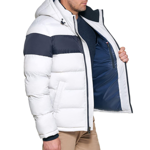 Veste d'hiver extérieure pour hommes personnalisée imperméable et coupe-vent en duvet à bulles avec toile brillante manteaux à bulles chauds et rembourrés - Product Image 3