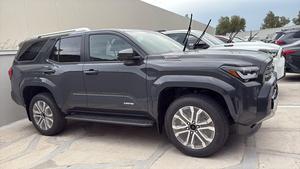 รถยนต์โตโยต้า ฟอร์รันเนอร์ ปี 2025 สภาพใหม่/มือสอง เครื่องยนต์เบนซิน 2.0 ลิตร เกียร์อัตโนมัติ สีเทา - Product Image 3