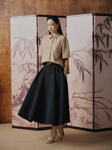 <b>Silent</b> Soil Top _ croptop shirt with a loose fit exudes effortless chic - Product Image 5