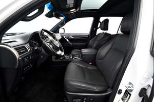 Lexus GX 460 AWD 2021 d'occasion, incroyablement parfait, faible kilométrage, en stock, proposé à un prix incroyable, à ne pas manquer - Product Image 3