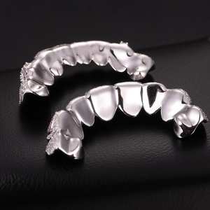 Grilles de dents en argent 925 plaqué or de haute qualité, serties de moissanite ronde, bijoux hip-hop glacés élégants, grillz fins pour hommes et femmes - Product Image 4