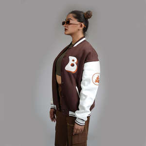 แจ็กเก็ตเบสบอลมหาวิทยาลัยสำหรับผู้หญิงแจ็กเก็ตเลตเทอร์แมนปักโลโก้ - Product Image 3