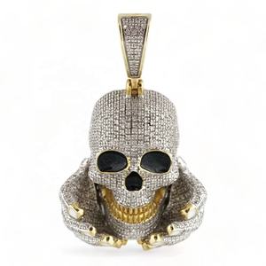 Colgante de Calavera de Lujo con Incrustaciones de Moissanita de 10 Quilates, en Plata de Ley con Tono Dorado, Joyería Hip Hop, Amuleto de Alta Gama Unisex - Product Image 1